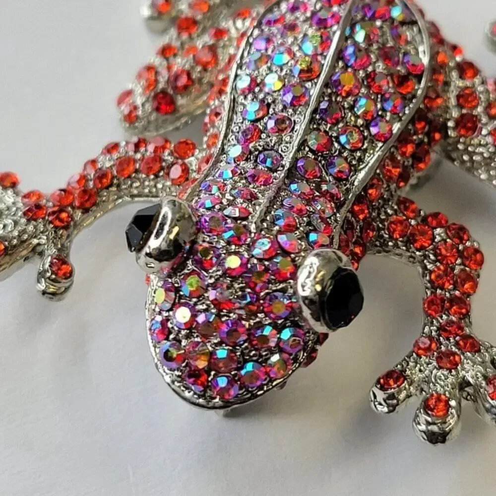 Red Rhinestone Frog Brooch - Picture 4 of 11